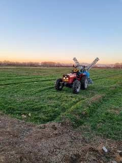 سمپاش بوم دار هیدرولیک