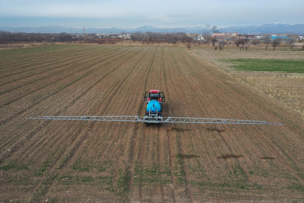 سمپاش بوم دار برقی