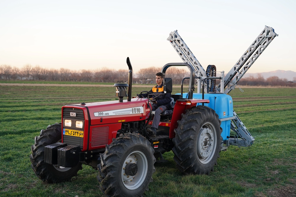 Boom Sprayer (Manual, Hydraulic, Electric) - Image 38