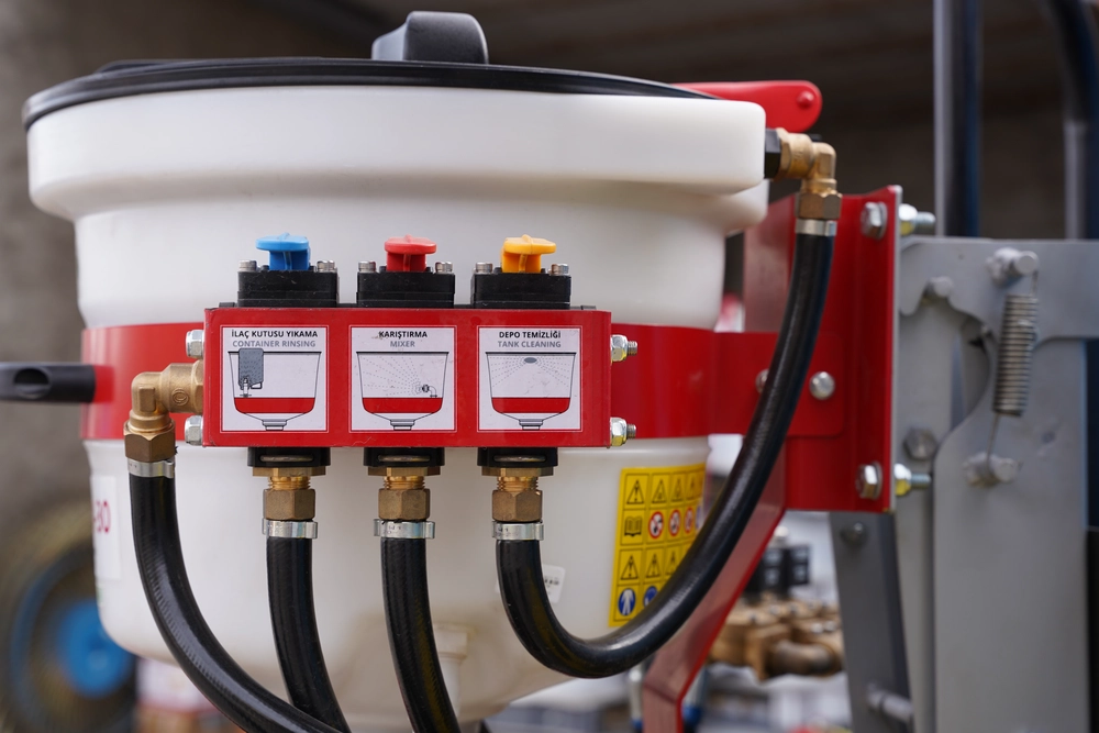 سمپاش بوم دار برقی