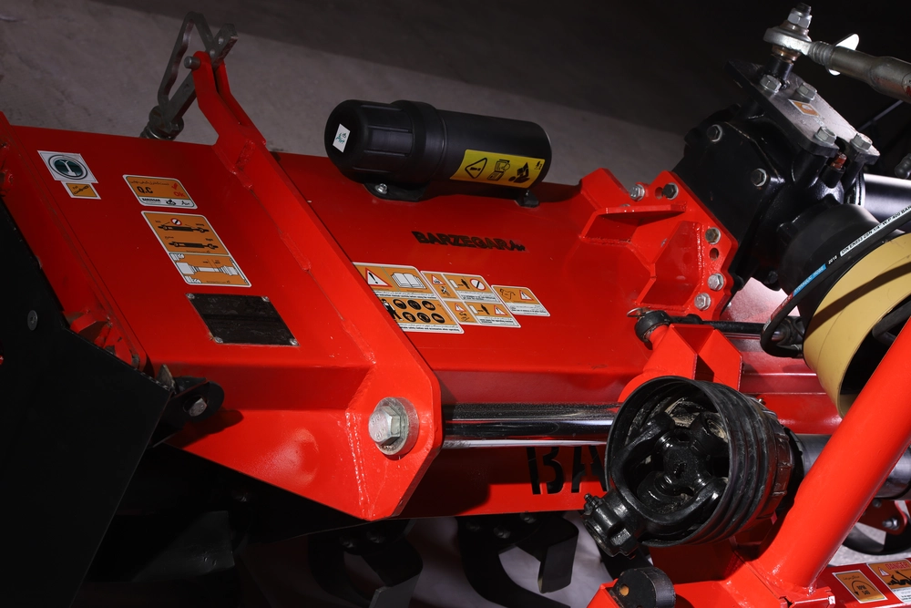 روتیواتورهای کشویی باغی و زراعی (هیدرولیک)(مخصوص تراکتورهای باغی 30تا75 قوه اسب بخار)