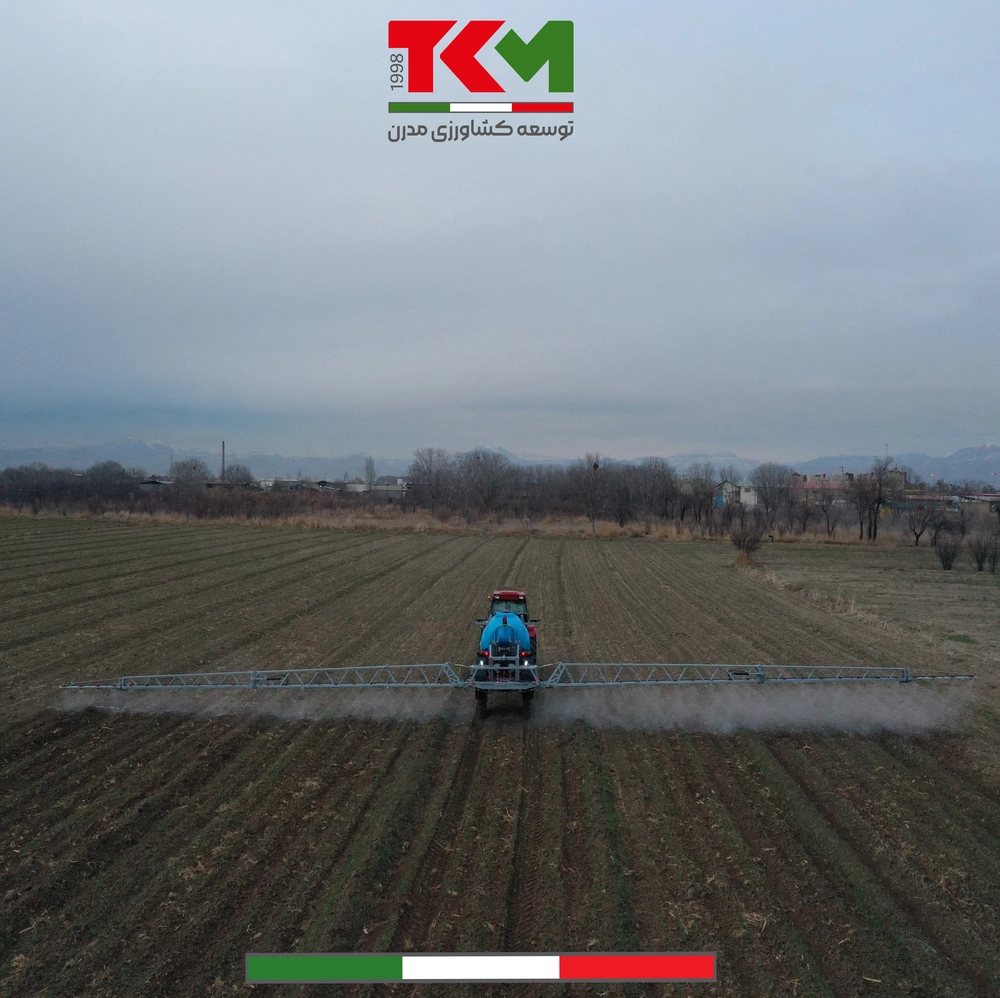 سمپاش بوم دار 3000لیتری کششی بوم 28متری هیدرولیک برقی